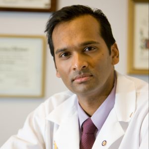 4/12/07 Dr. Arul Chinnaiyan, Professor of Pathology and of Urology Surgery in his lab.